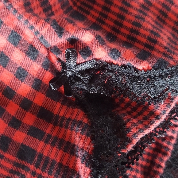2014 VS "Kiss Me Goodnight" Red & Black Plaid Tank Shorts Sleep Set - Picture 10 of 11
